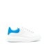Sneakers Oversize bianche con tallone a contrasto azzurro