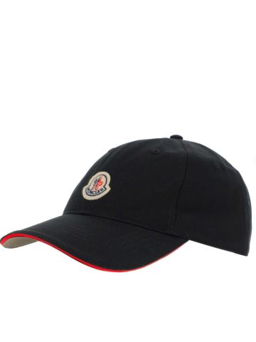 Black baseball cap with applique