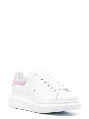 Sneakers Oversize bianche con dettaglio a contrasto lilla