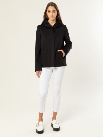 Black short coat
with hood