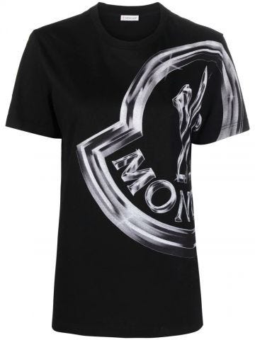T-shirt nera con maxi logo