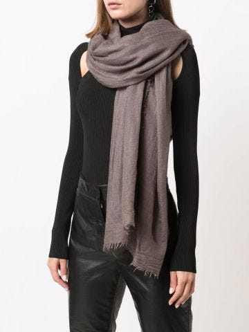 Dust grey frayed-edge scarf