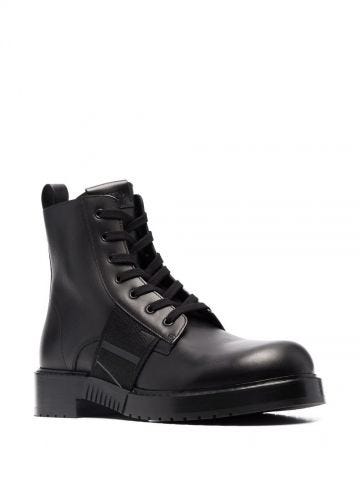 VL7N City Combat boot in black calfskin leather with band