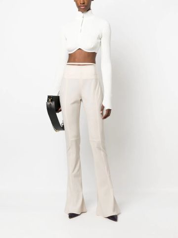 White long-sleeved ribbed crop top