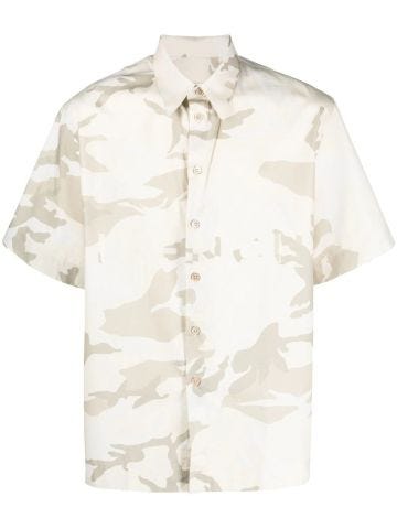 Multicolored short sleeve shirt with camouflage print