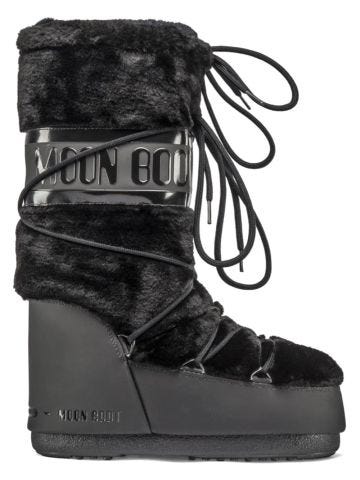 Icon black snow boot with faux fur