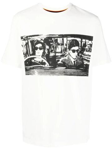 White t-shirt with graphic print