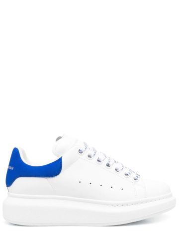 Oversized white sneakers with blue contrast detail