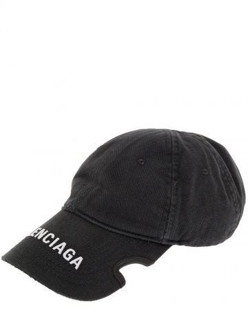 Black baseball hat
