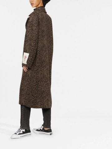 Cappotto oversize marrone con stampa leopardata