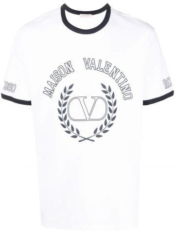 T-shirt bianca con stampa logo e bordo a contrasto