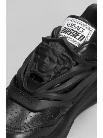 Sneakers Odissea nere