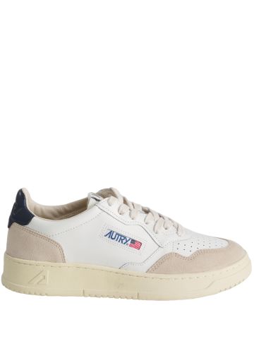 Medalist low white trainers with blue heel and suede inserts