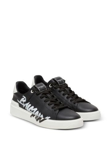 Sneakers nera con stampa