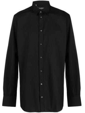 Black shirt with pointed collar