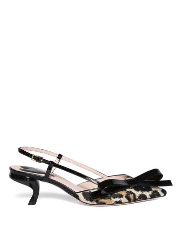 Virgule Bow Piping Slingback in Leopard Fabric