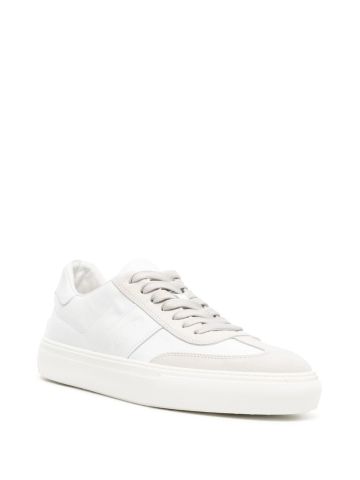 White leather low top sneakers