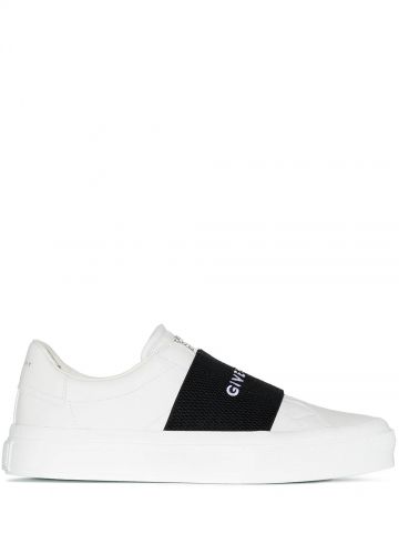 Black logo strap white Sneakers