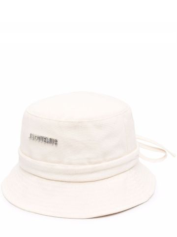 Logo plaque white bucket Hat