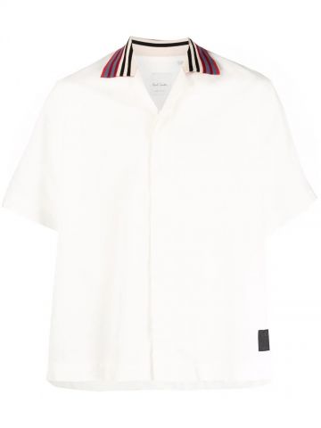 Contrasting collar white short sleeved Shirt