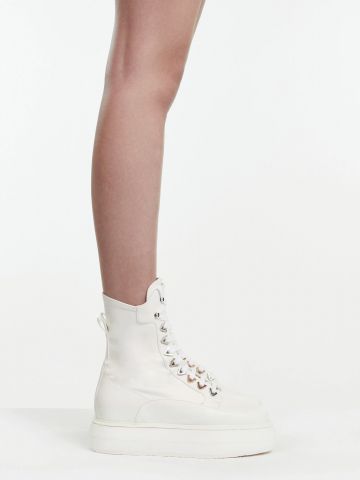 Selene white boots flatform