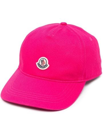 Fuchsia baseball cap with logo applique