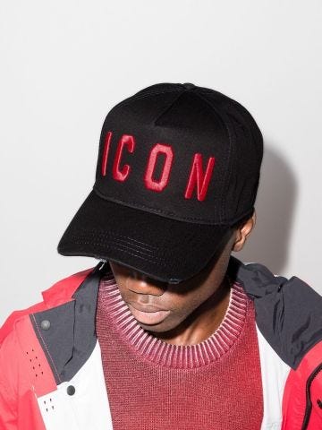 Black baseball cap with logo embroidery