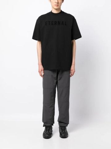 T-shirt nera Eternal con logo