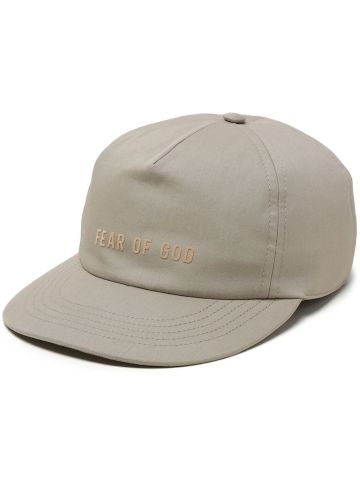 Beige baseball cap with embroidery