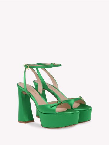 Maddy green sandals with platform