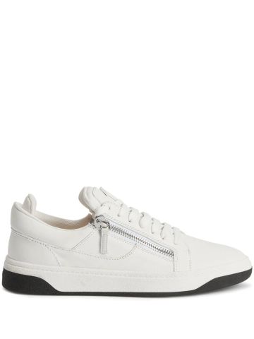 Sneakers con zip bianca