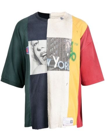 T-shirt con design multicolore