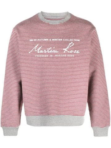 Long-sleeved sweatshirt with red stripe print
