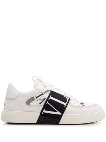 VL7N White Low-Top Sneakers