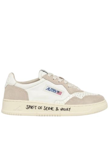 Low Medalist sneakersin white leather and beige suede