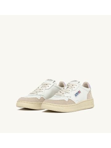 Medalist low sneaker in lilac white leather and beige suede