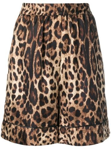 Shorts in seta con stampa leopardata