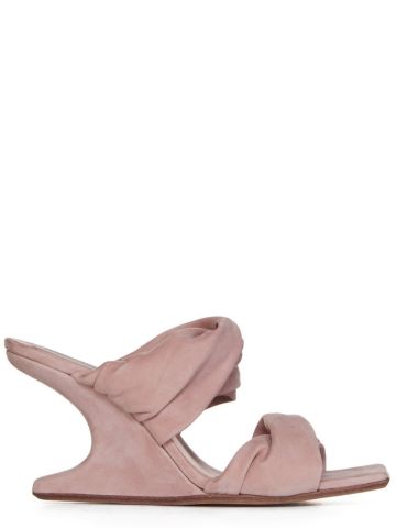 Lido Cantilever 8 twisted sandal in dusty pink nubuck