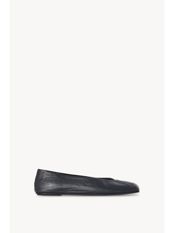 Eva Two black leather shoe