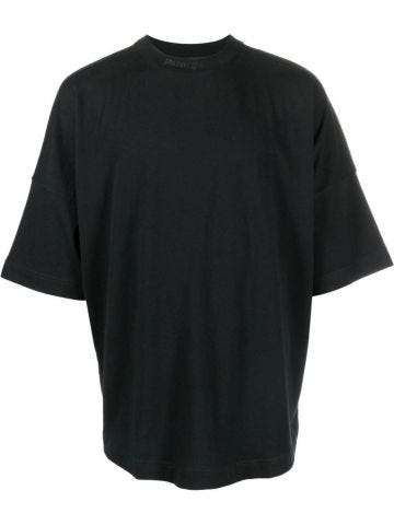 T-shirt a maniche corte nera con stampa logo
