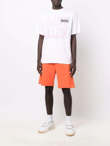 Shorts sportivi arancio con stampa logo