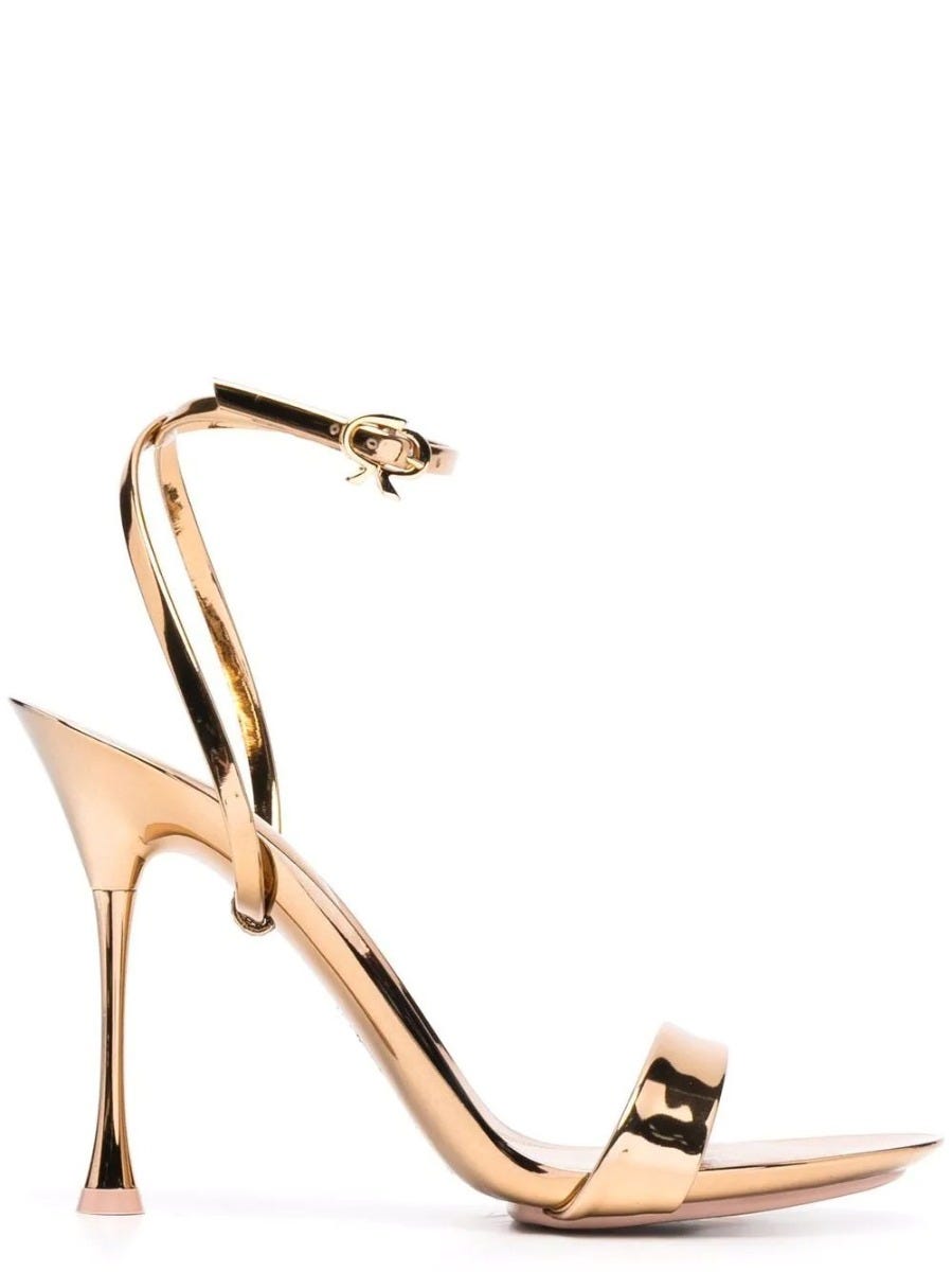 High heeled gold Sandals