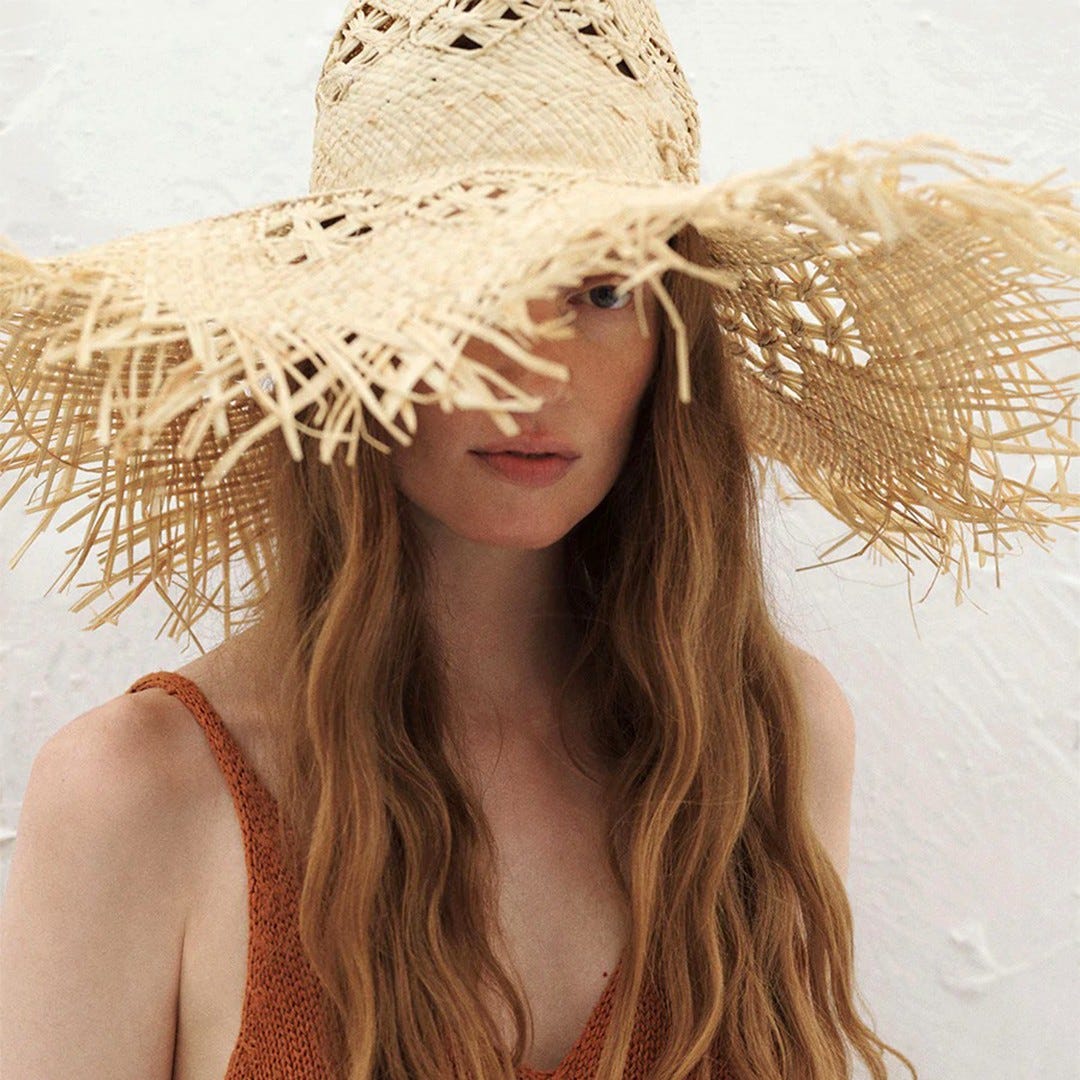 FEDORA

Straw beige woven straw sunhat from @ruslanbaginskiy_hats  featuring woven raffia design,
monogram plaque and frayed brim.

Available now on genteroma.com and in our boutiques.

#GenteRoma #RuslanBaginskiy