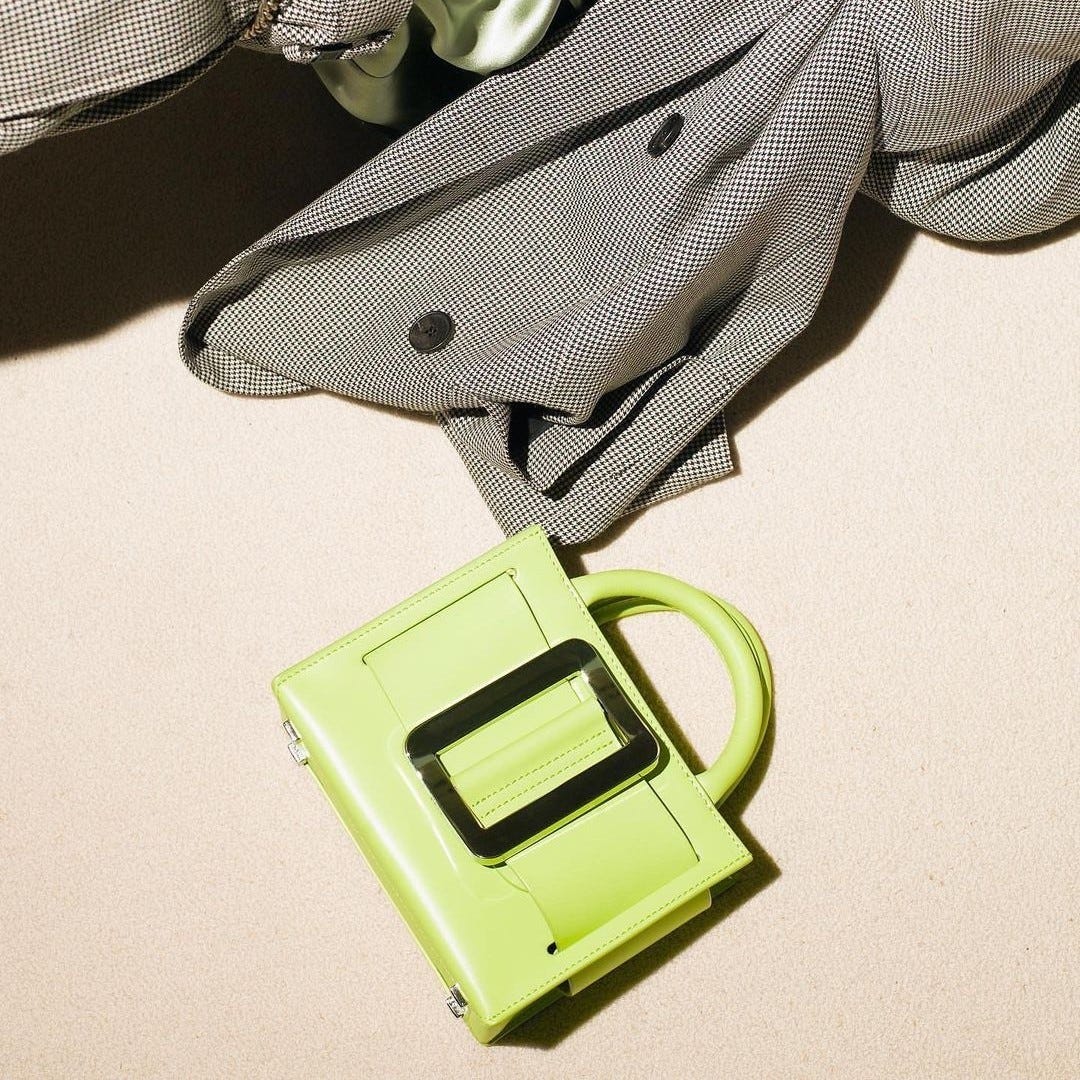 NEW IN: @boyyboutique's iconic Buckle collection has been updated with bright pastel colors, perfect to wear for the new season. Structured silhouettes with buckles and oversized belts make these bags playful, elegant and eye-catching. 
Discover the Spring/Summer 2022 collection on genteroma.com and in our boutiques.

#GenteRoma #Boyy #SS22